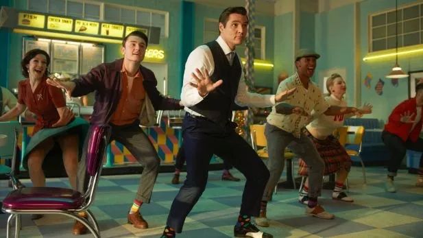 一双骚袜，男人品位升级第1步｜基本款