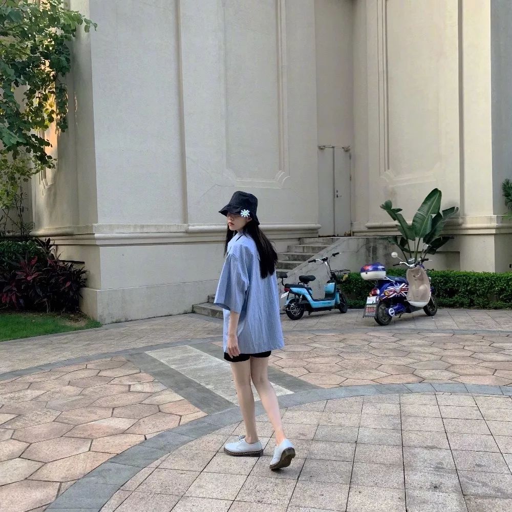 拯救腿粗,马丁靴怎么选择显腿小又年轻