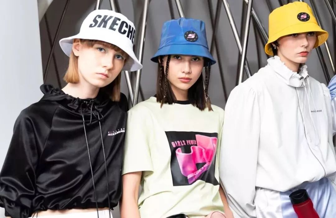 早报|MOCo.母公司发声明,决定暂时退出香港市场;欧莱雅集团收购新香水品牌;Gucci将举办男装秀