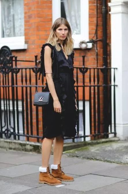 秋冬必备战靴,嗜鞋如命图片