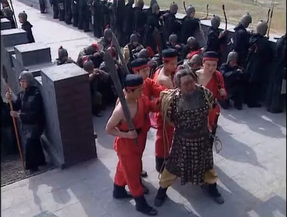 杯子可以摔吗,杯子摔了放不稳怎么办