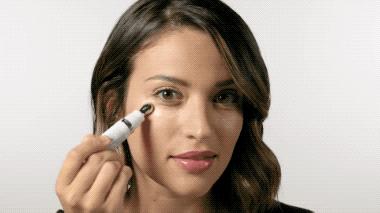 一款超值眼霜,一支2000元的眼霜能治眼袋