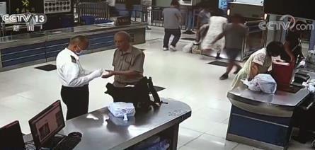 太原海关破获500万奢侈品走私案,深圳海关查获走私案判决案例