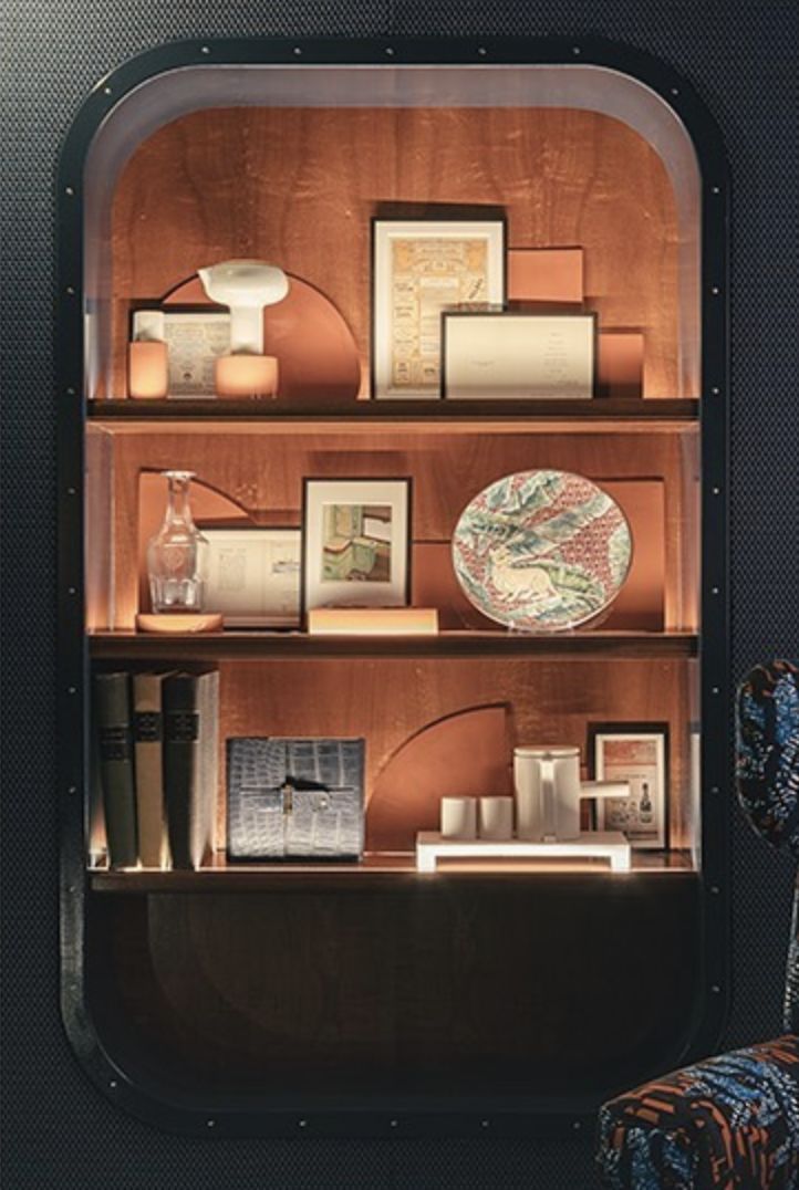 鏇艰胺鐏溅涔嬫梾,鏇艰胺涔嬪穮