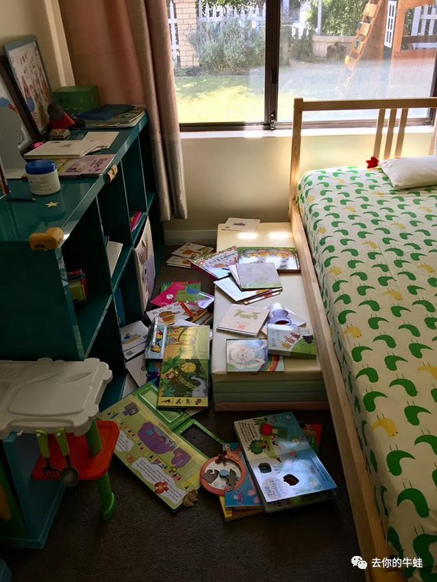 马卡龙书架+阅读地垫+阅读小桌,书香三连打造阅读角