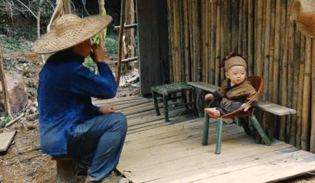 61岁中国大爷火爆外媒,61岁大爷惊呆外国人