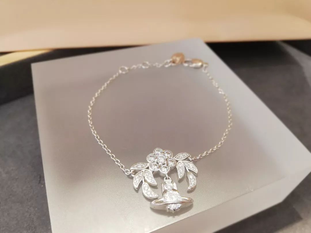 海南三亚国际时装周,海南秋季穿搭