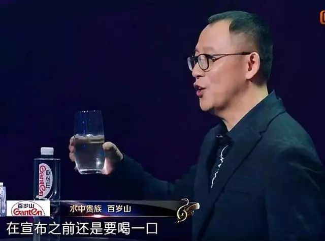 这个捧红撒贝宁的国家队节目又来教做人了