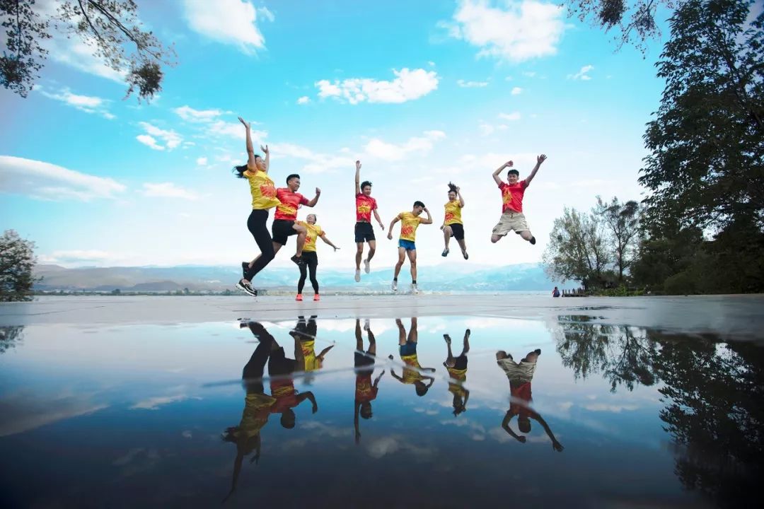 西马2020开幕式,2019年西马参赛服