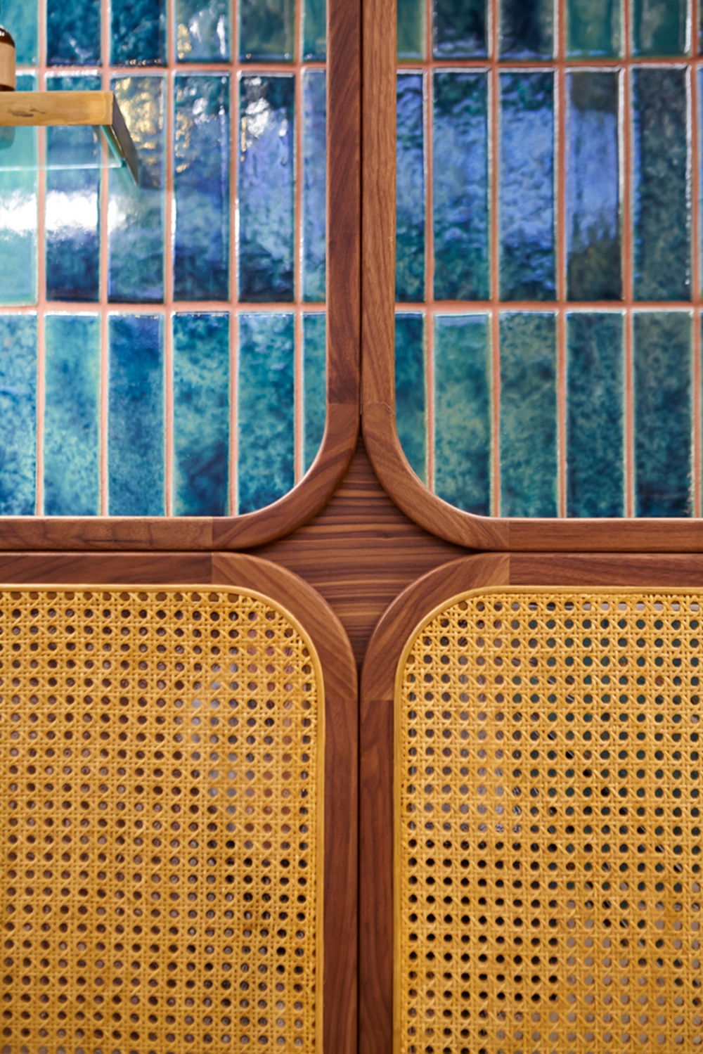 小小果汁店玩起复古油画风，这次真的美到心坎里了