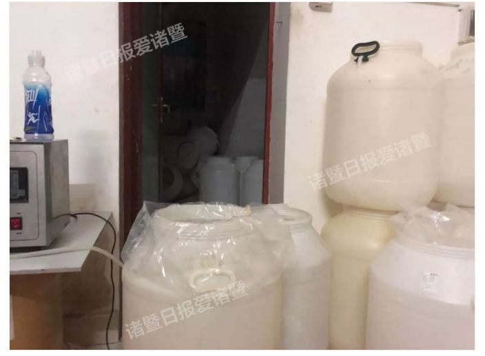 mac口红185两支是真的假的,最新mac口红510真假鉴别