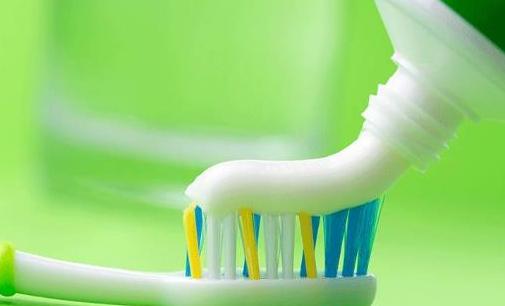 切辣椒手辣怎么避免被辣,切辣椒辣手怎么去掉辣味