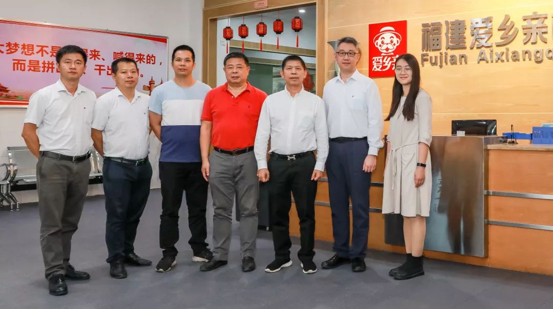 一年卖掉2亿个的手撕包为啥这么好吃？这家工厂揭秘了长线面包的选品秘籍