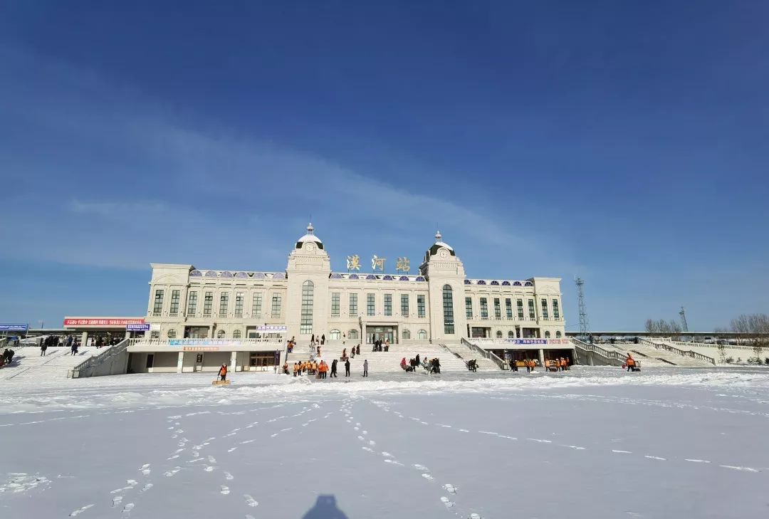 中国哪里开始下雪了,什么地方开始下雪了