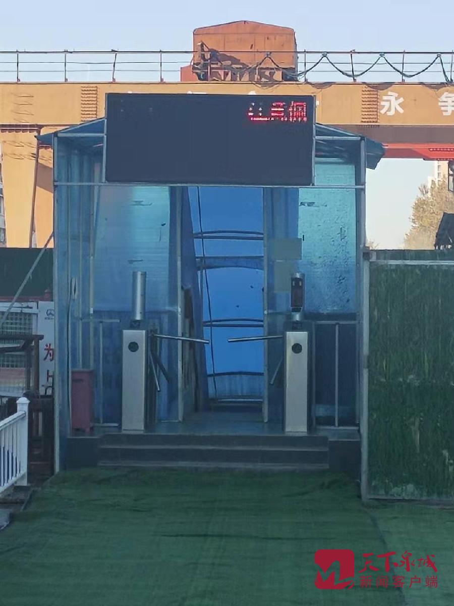 地铁2号线全程图片,上海地铁二号线内景最新