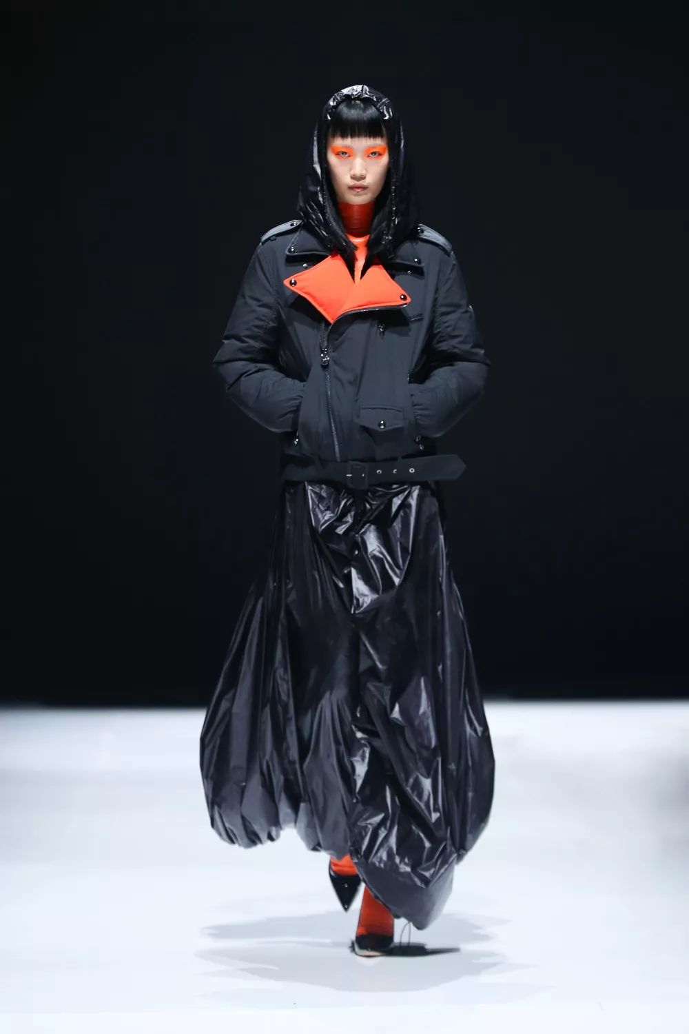 波司登特别的品牌联名款,波司登爱马仕联名款男款