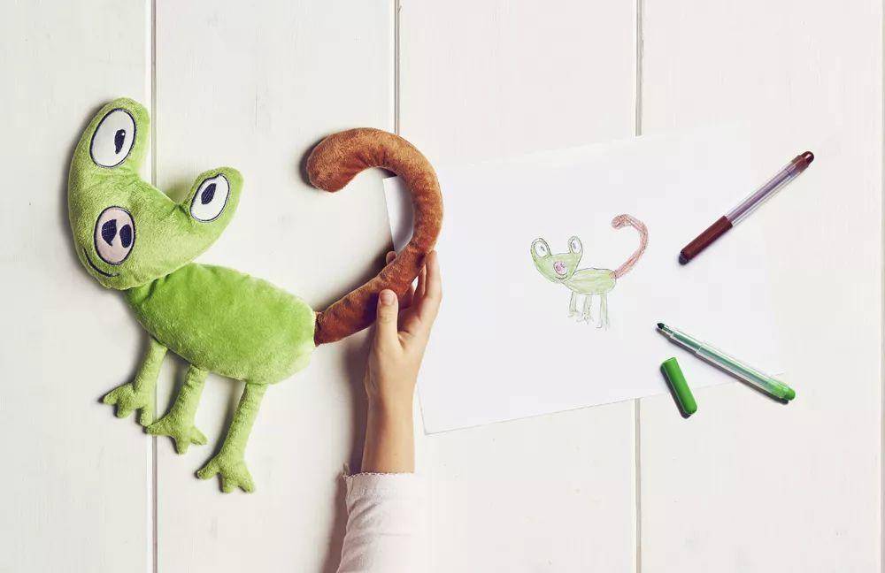 宜家请小朋友们设计了一堆「蠢」玩具，试图骗我生孩子