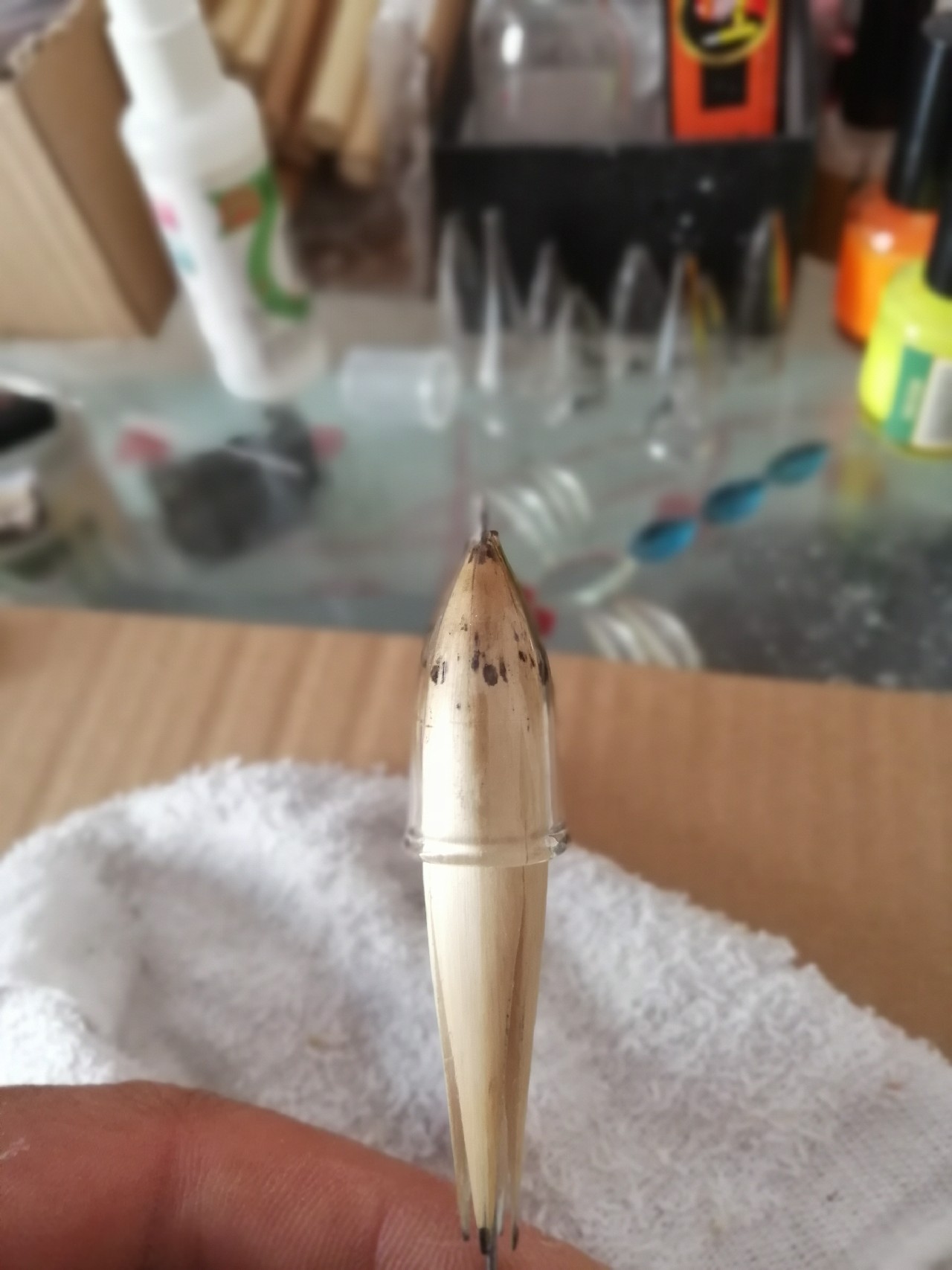 手工芦苇漂制作工具,手工制作的野钓电子漂怎么做