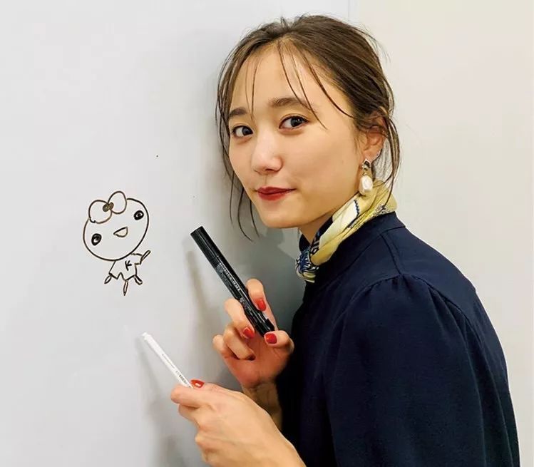 冬季外套里穿什么暖和又好看,冬天的时髦取决于外套里面穿什么