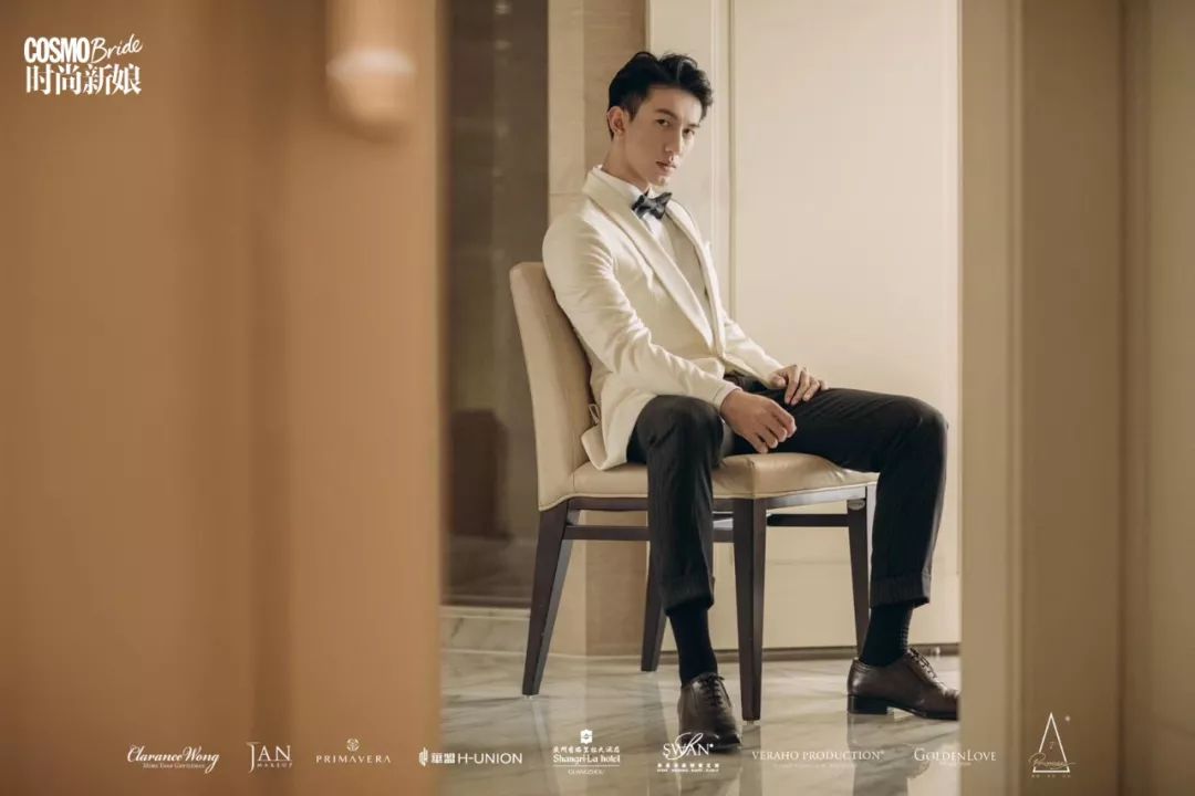 胡歌穿西装好看,胡歌的西装怎么搭配