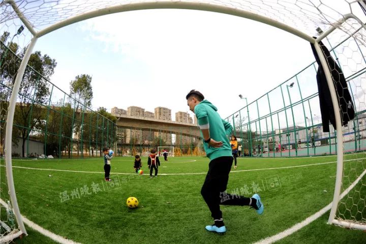 乐清市足球,乐清哪里有足球场