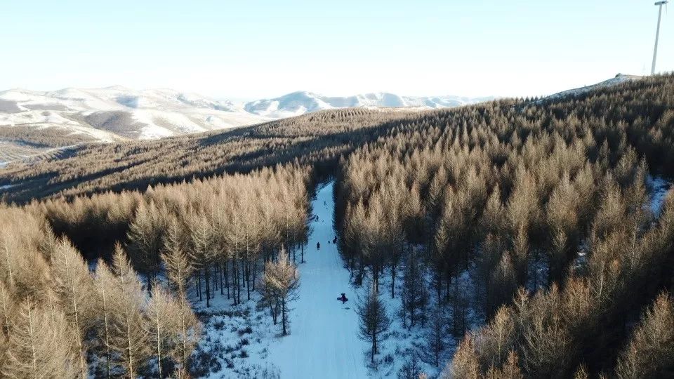 冬季天路旅游攻略大全一日游,秋季游草原天路的最美线路