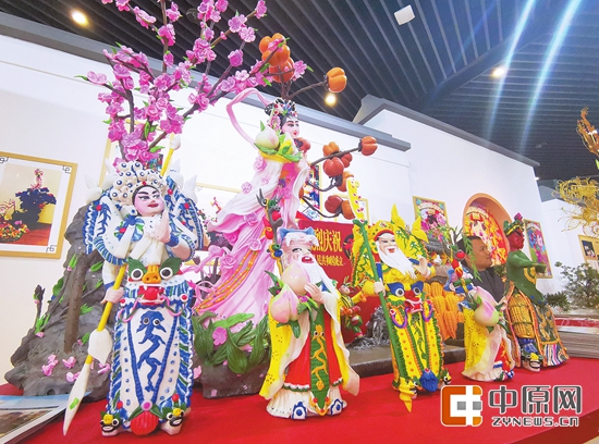 郑州园博园赏花,郑州园博园彩车