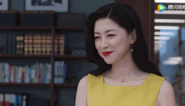 连续8年蝉联全球最美100人,35岁性感*物尤**凭美胸翻红,网友:我就是馋她身子