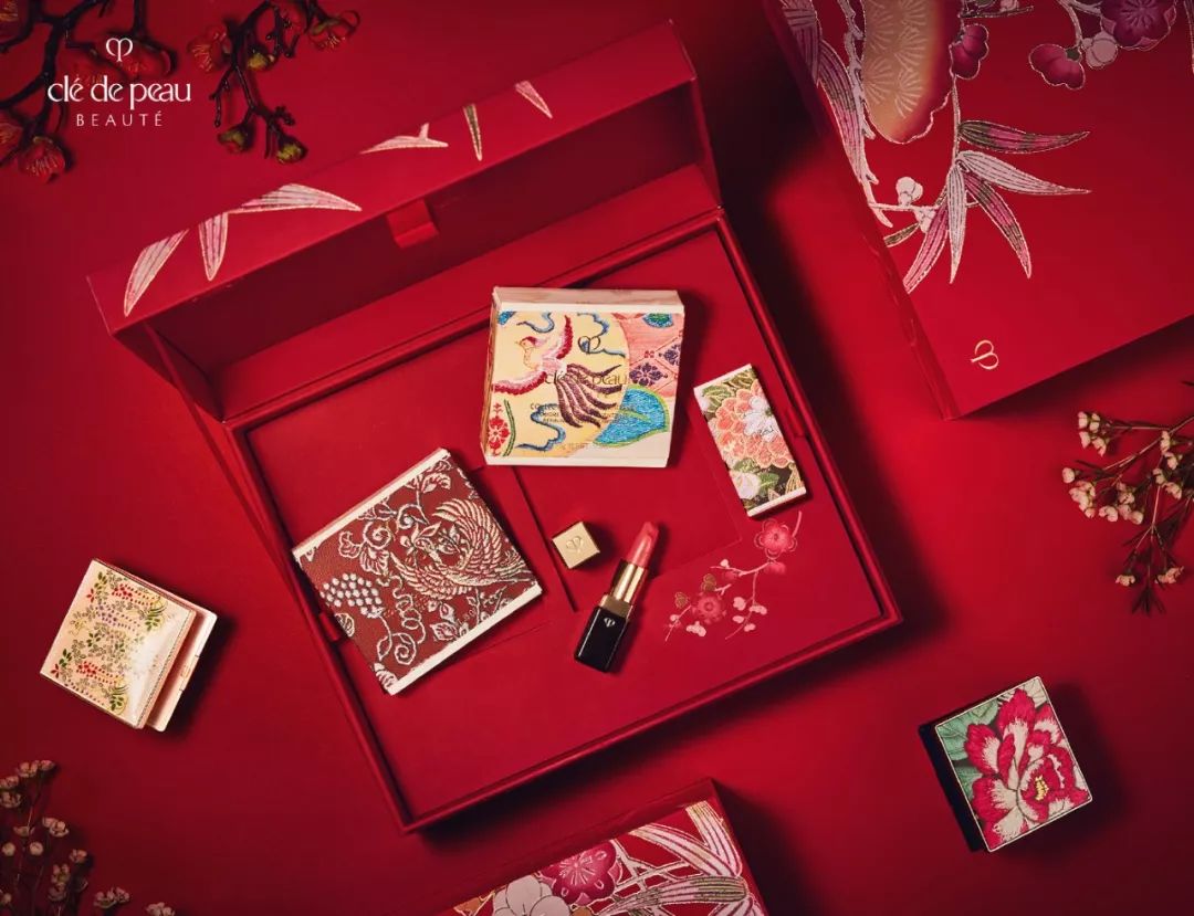 彩妆抢红包,新年限定彩妆礼盒多少钱一盒