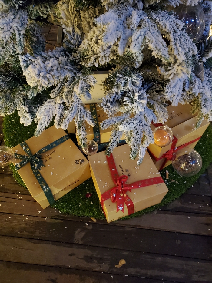 三星w20心系天下开盖有点弯曲,三星w20心系天下外屏怎么全屏