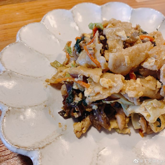 林宥嘉秀恩爱,林宥嘉晒一家三口合照秀幸福