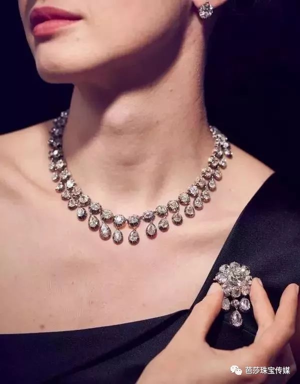 欧洲皇室珠宝拍卖会,欧洲皇室珠宝拍卖