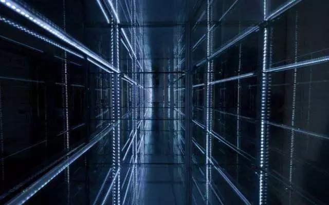 悦刻的线下“*跃进大**”：*子烟电**的行业“催命符”？