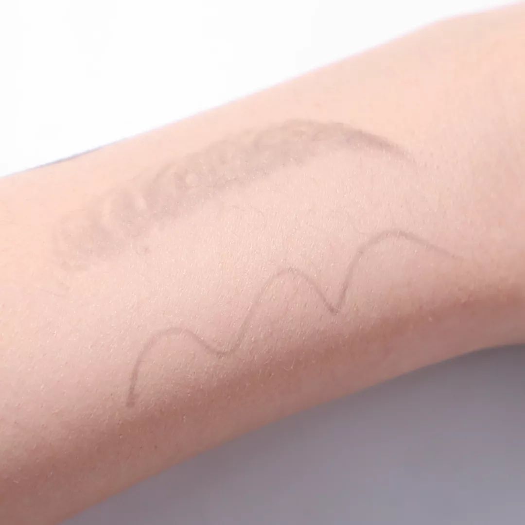 李佳琦推荐网红眉笔,网红防水眉笔