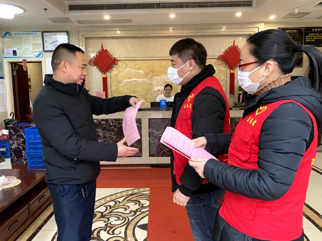 来自疫情防控一线的报道：打好新型冠状病毒感染的肺炎疫情防控工作战，江阴利港这样做