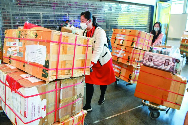 鎶楀嚮鐤儏鏄炬媴褰撴崘璧犵墿璧勬殩浜哄績,鎶楀嚮鐤儏褰版樉涓浗鍔涢噺瑙嗛