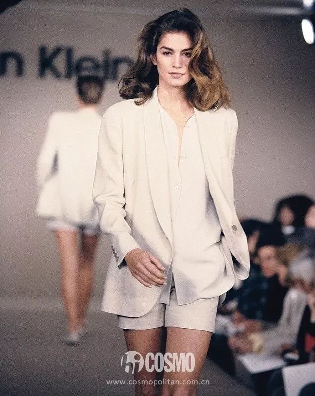 时髦办|18岁的Kaia怀孕了???其实LV太子妃也是19岁当妈妈的