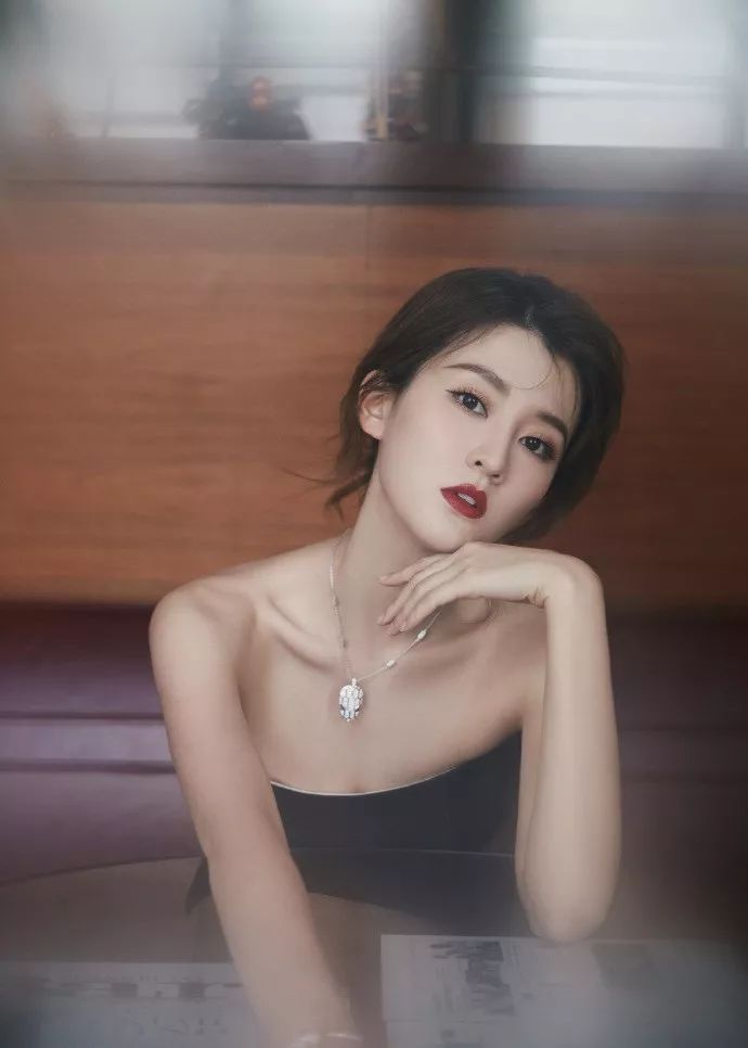 鍋囨湡鎮勬倓鍙樼編鍙樼櫧,濡備綍鍥藉簡鍋囨湡鎮勬倓鍙樼編