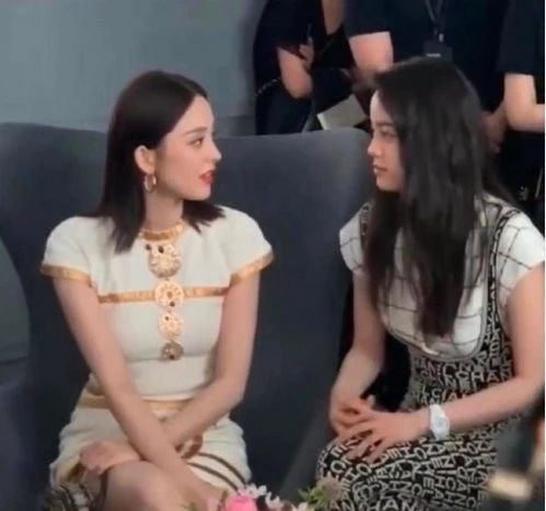 鍋囨湡鎮勬倓鍙樼編鍙樼櫧,濡備綍鍥藉簡鍋囨湡鎮勬倓鍙樼編