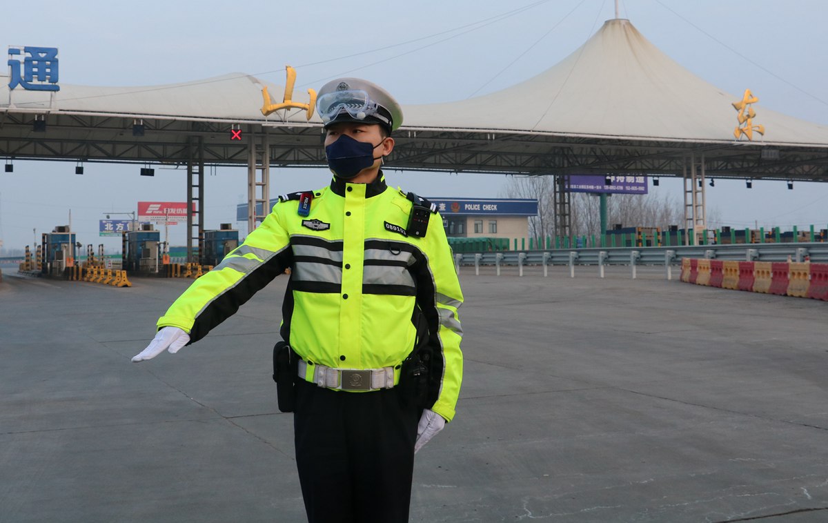 同心战疫致敬最美逆行者手抄报 (战疫必胜致敬最美逆行者的一封信)