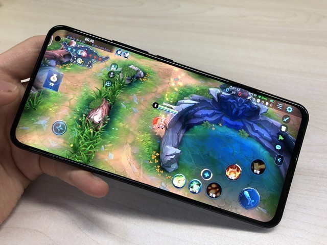 屏幕打孔的弊端,屏幕打孔怎么解决