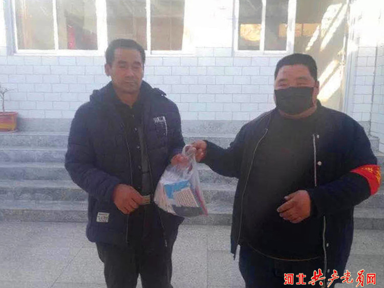 薛海超:大山里的“义务跑腿员”