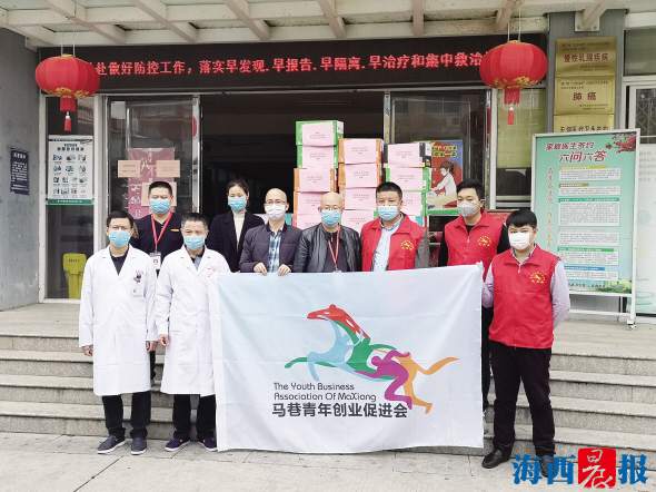 致敬防疫社区工作者绘画,抗疫志愿者感人事迹简笔画