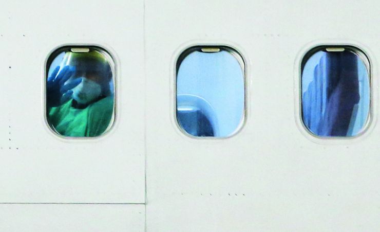 19名滞日台客飞抵台北暂无发烧将在检疫所隔离14天