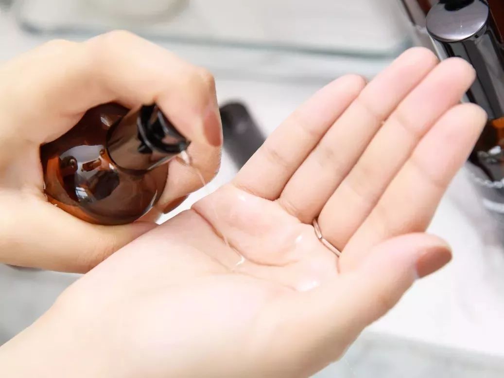 防脱发的生姜洗发水安利,官方推荐防脱洗发水