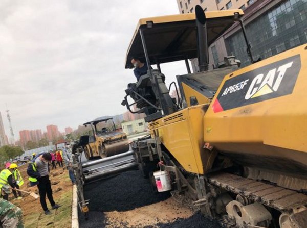 跨国企业在中国|沃尔玛在武汉推行社区到家；强生再捐产品抗疫；帮宝适捐赠纸尿裤驰援一线医护家庭