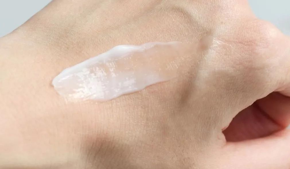 适合油皮混油皮用的抗老面霜,油皮冬季适合什么面霜