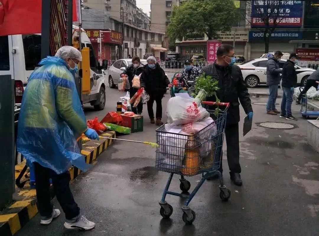 “白袍”法官，护你平安！｜直通湖北