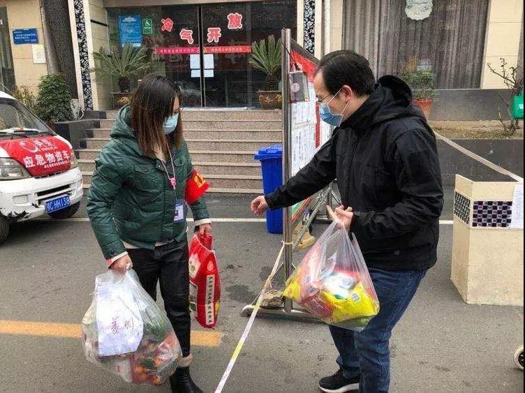 村级抗疫故事,社区抗疫人物与事迹