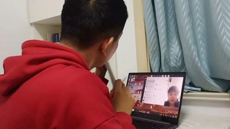 鏄ユ殩鑺卞紑蹇欓噷鍋烽棽,鏄ユ殩鑺卞紑蹇欎腑鍋烽棽